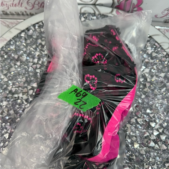 La SENZA bra bralette halter Lacie sexy neon Black and Pink Lace Bralette - Picture 14 of 14